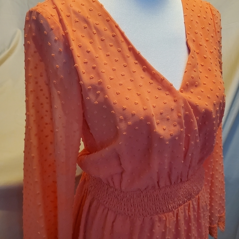 Lulu's Peach Lace Short Romper SZ SM - Picture 3 of 10